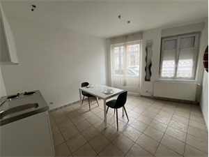 t2 à la location -   02100  SAINT QUENTIN, surface 26 m2 location t2 - UBI428922581